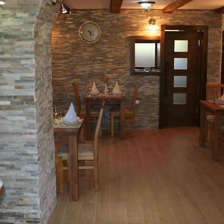 Millenium House 1 Bed & Breakfast Jezerce Eksteriør bilde