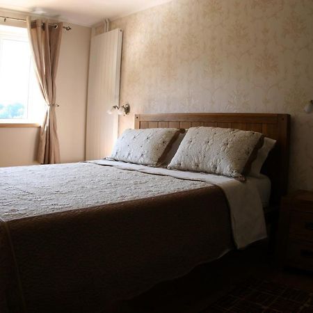 Millenium House 1 Bed & Breakfast Jezerce Eksteriør bilde